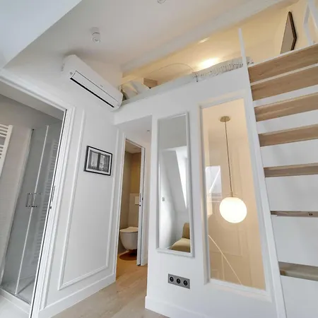 Ultra Town House By Architect - Louvre Apartment